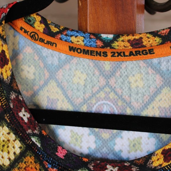 INKnBURN 2XL (12-14) BOHO DIAMOND SLEEVELESS Tank Running Tech Shirt NWOT - Picture 8 of 11